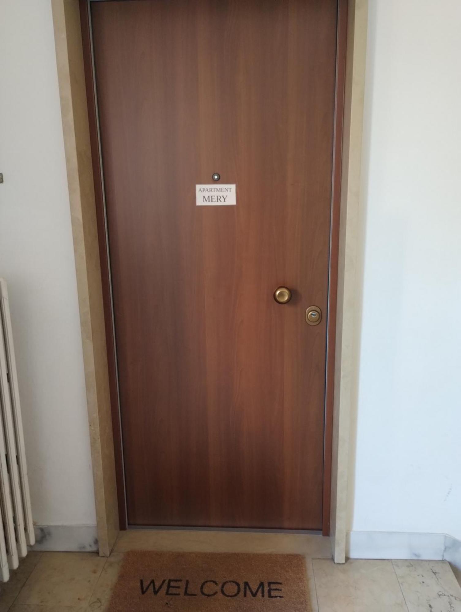 Appartamento Mery 加尔达湖滨 外观 照片